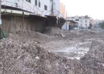 طولكرم ومخيمها.. تفجير وحرق منازل الفلسطينيين وإجبارهم على النزوح قسرا