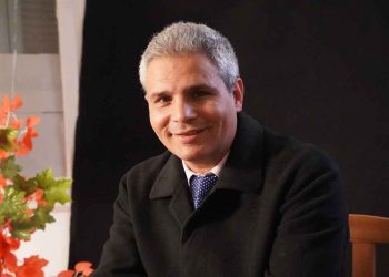 الصحافي المصري أحمد سراج