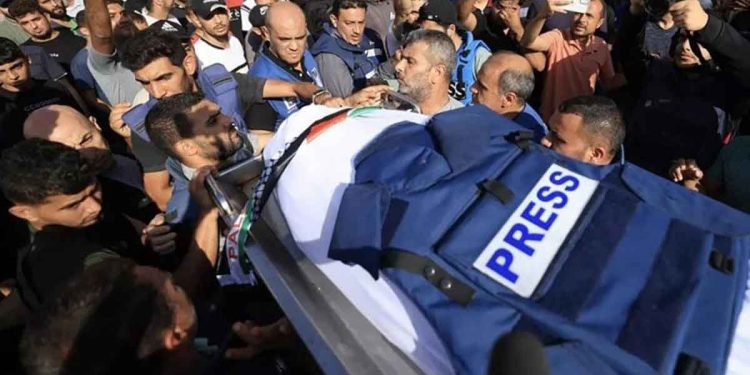بوفاة آلاء هاشم.. ارتفاع عدد القتلى الصحفيين في غزة إلى 206