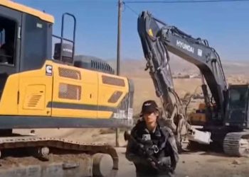 الاحتلال ومستوطنوه يواصلون سياسة السيطرة على الأراضي: تجريف جديد في بلدة قصرة جنوب شرق نابلس