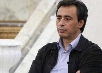 تونس.. المحاكمة عن بُعد تدفع جوهر بن مبارك إلى الإضراب عن الطعام