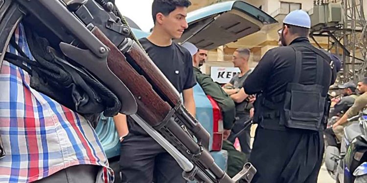 سوريا.. أزمة إنسانية في السويداء بسبب الاشتباكات الداخلية وعدوان الاحتلال