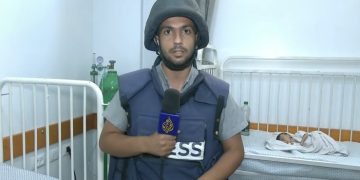 للتغطية على جرائمه.. الاحتلال يغتال أنس الشريف و4 صحفيين آخرين