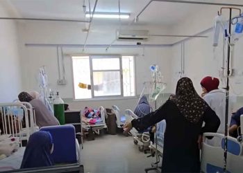غزة.. الاحتلال يقصف مستشفى للأطفال 3 مرات ويعرض حياة المرضى للخطر