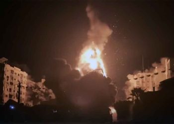 الاحتلال يحكم بالإعدام على مدينة غزة وسط إبادة جماعية