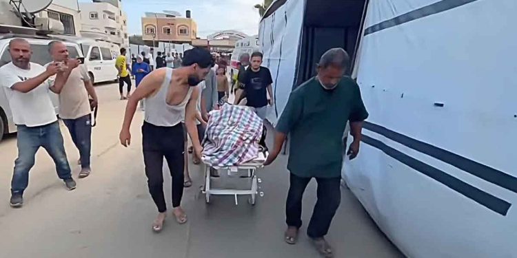 الاحتلال يواصل الإبادة الجماعية في غزة.. عشرات القتلى وانهيار للمنظومة الصحية