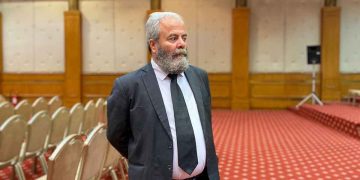 المحامي فراس الروسان