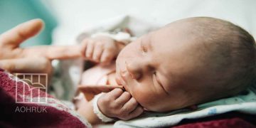 البرد يودي بحياة رضيع في غزة وسط أزمة إنسانية متفاقمة