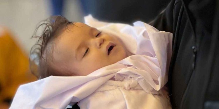 البرد يقتل طفلة في غزة.. ومأساة الشتاء تكشف انهيار شروط الحياة الأساسية