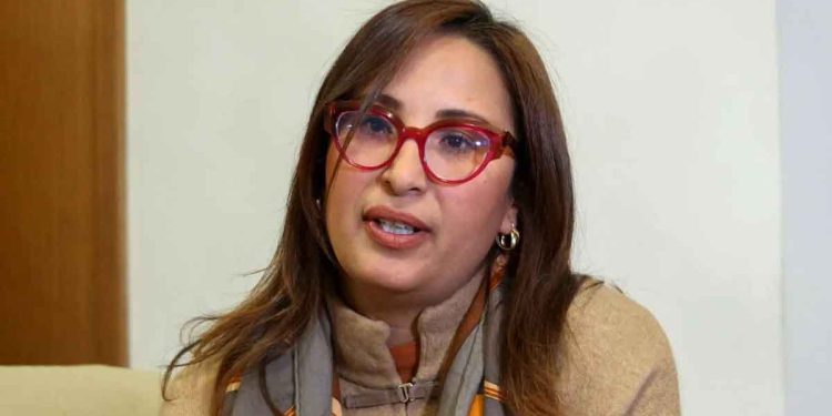 الناشطة التونسية المعتقلة شيماء عيسى