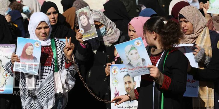 تصاعد اعتقال النساء الفلسطينيات وعدد الأسيرات يصل إلى 66