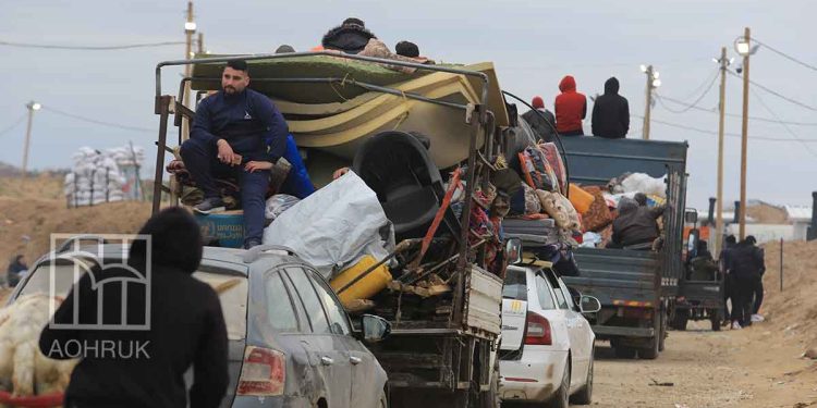 تهجير قسري في الضفة.. استهداف تجمع بدوي واعتقال متضامنين أجانب