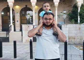 المعلم الاردني حمزة بني عيسى