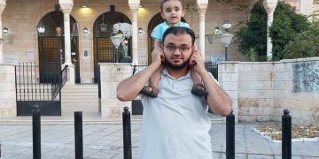 المعلم الاردني حمزة بني عيسى