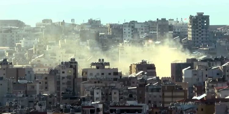 العدوان يتواصل.. الاحتلال الإسرائيلي يقتل 13 لبنانيا بينهم 3 مسعفين