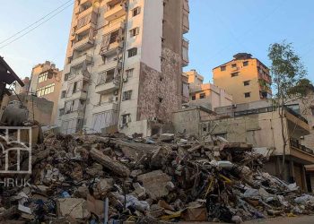 مقتل 23 لبنانياً بينهم 12 من الأطقم الطبية في غارات للاحتلال