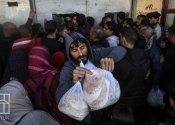 توقف المخابز يهدد مئات آلاف النازحين في قطاع غزة